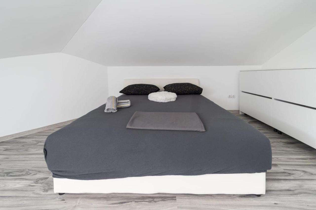 City Center Mayess Aparment 扎达尔 外观 照片